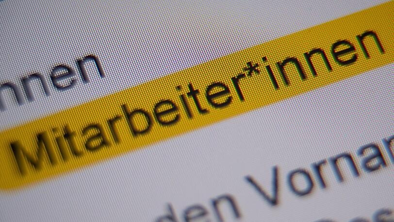 Das Gendersternchen - höchst umstritten in Politik und Gesellschaft. Der Rat für deutsche Rechtschreibung hat nun empfohlen, es als Sonderzeichen einzustufen.