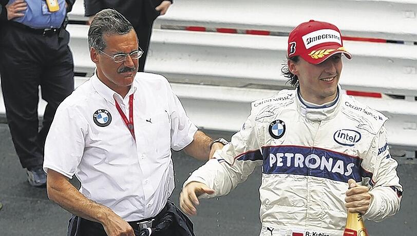 „Wenn sich die Chance bietet, werden wir zuschlagen“: BMW-Motorsportchef Theissen und sein Spitzenfahrer Kubica haben Geschmack am Erfolg (und am Sieger-Schampus) gefunden. „Wenn sich die Chance bietet, werden wir zuschlagen“: BMW-Motorsportchef Theissen und sein Spitzenfahrer Kubica haben Geschmack am Erfolg (und am Sieger-Schampus) gefunden.