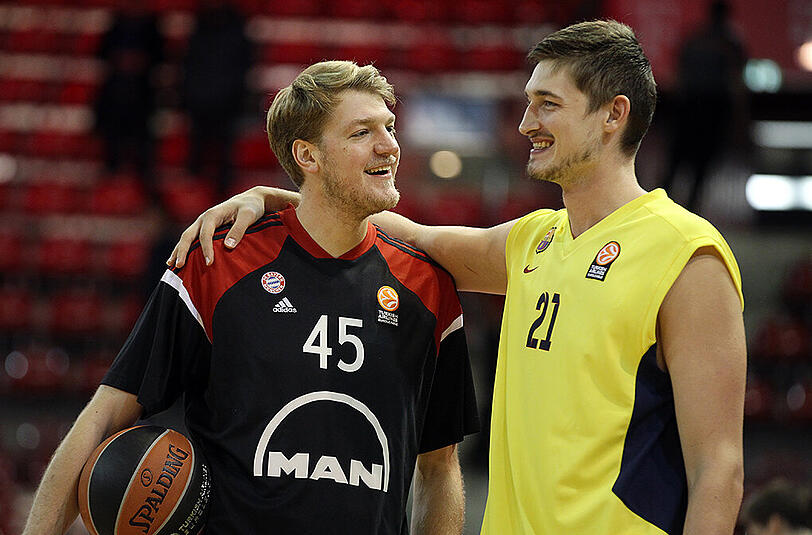 Werden so schnell keine Bayern-Kollegen: Jan-Hendrik Jagla (links) und Barcelonas Tibor Pleiss.