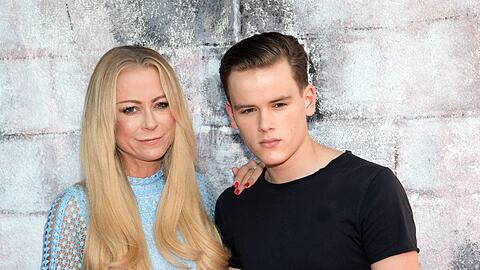 Schauspielerin Jenny Elvers und Sohn Paul