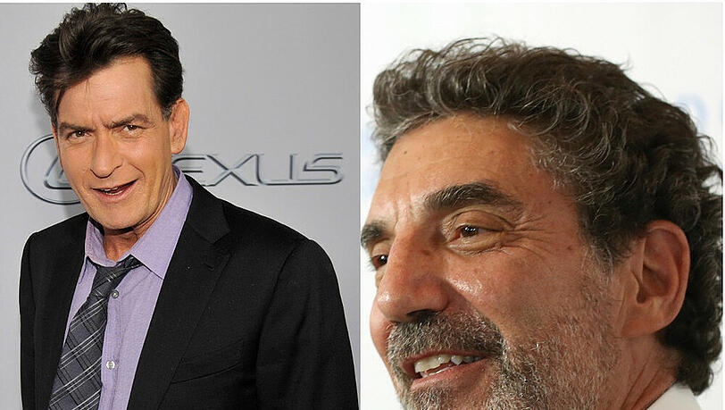 Charlie Sheen (l.) und Chuck Lorre sollten sich so schnell vermutlich nicht über den Weg laufen Charlie Sheen (l.) und Chuck Lorre sollten sich so schnell vermutlich nicht über den Weg laufen