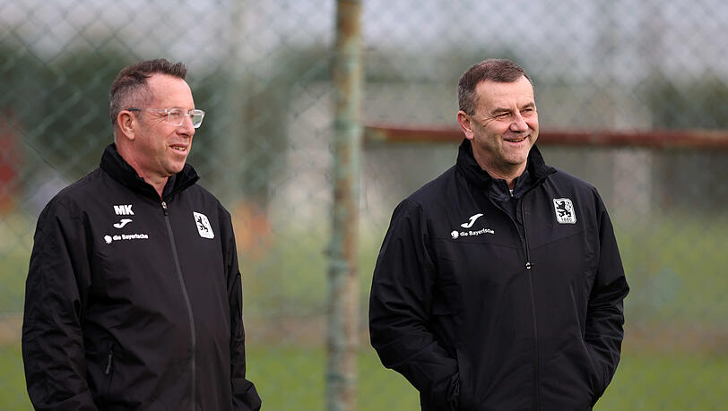 Gute Laune in Belek: 1860-Geschäftsführer Manfred Paula und Löwen-Cheftrainer. Gute Laune in Belek: 1860-Geschäftsführer Manfred Paula und Löwen-Cheftrainer.