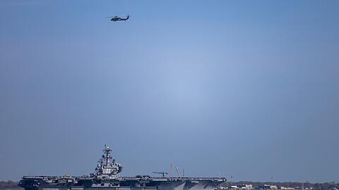 Der Flugzeugtr&auml;ger "USS George H.W. Bush" ist bereits der dritte der US-Marine in der Krisenregion im Mittleren Osten.