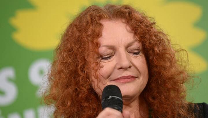 Spitzenkandidatin Margarete Bause mit süß-saurer Miene zum mauen Ergebnis für die Grünen. Spitzenkandidatin Margarete Bause mit süß-saurer Miene zum mauen Ergebnis für die Grünen.
