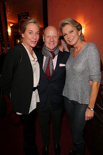 Leslie von Wangenheim mit Ehemann Detlef und Gräfin Stephanie Bruges von Pfuel