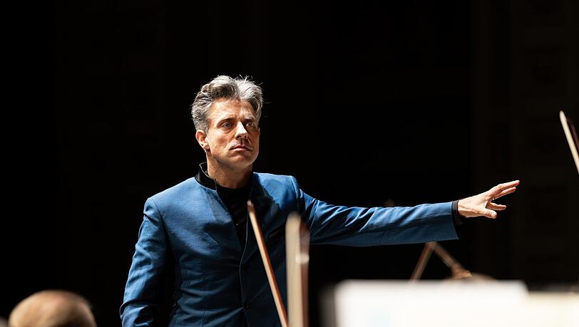 Joseph Bastian, der Chefdirigent der M&uuml;nchner Symphoniker.