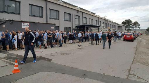 Mitgliederversammlung der Löwen. Die Bilder vom Zenith.