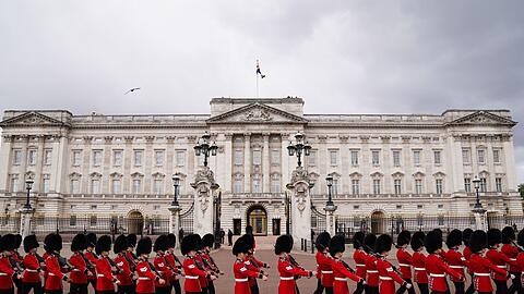 Der Monarch will nach der Renovierung des ber&uuml;hmten Buckingham-Palastes nicht dort wohnen. (Archivbild)
