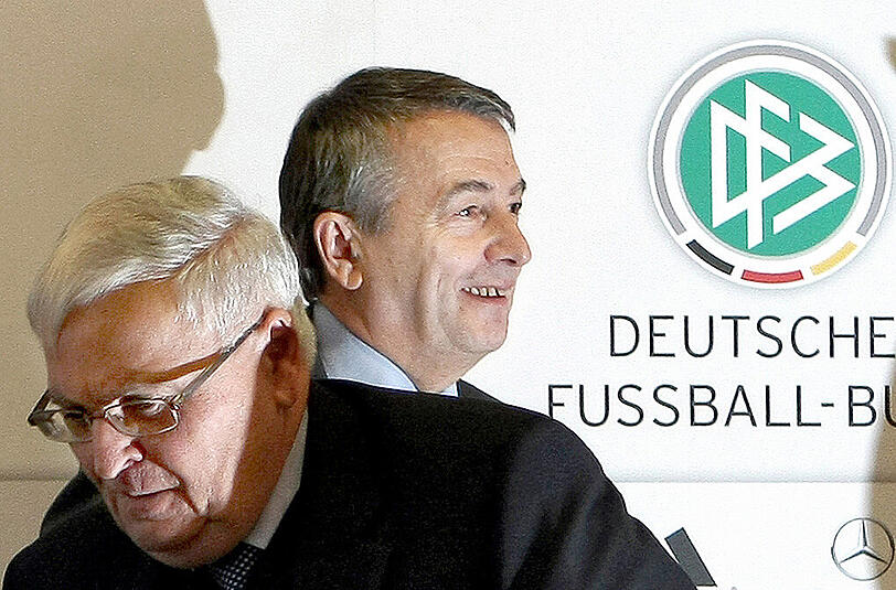 Die Ermittlungen der Steuerfahnder richten sich in erster Linie gegen Theo Zwanziger (links) und Wolfgang Niersbach.