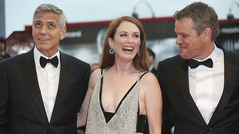 George Clooney und seine Schauspieler-Kollegen Julianne Moore sowie Matt Damon kommen zur Premiere des Filmes "Suburbicon".