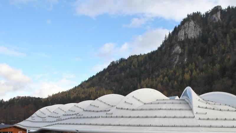 Die Eislaufhalle Max Aicher Arena in Inzell. Foto: picture alliance / Karl-Josef Hildenbrand/dpa/Archivbild Die Eislaufhalle Max Aicher Arena in Inzell. Foto: picture alliance / Karl-Josef Hildenbrand/dpa/Archivbild