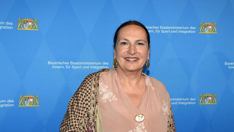 Ursula Maria Burkhart gewährt einen Blick hinter die Kulissen der "Rosenheim-Cops". Ursula Maria Burkhart gewährt einen Blick hinter die Kulissen der "Rosenheim-Cops".