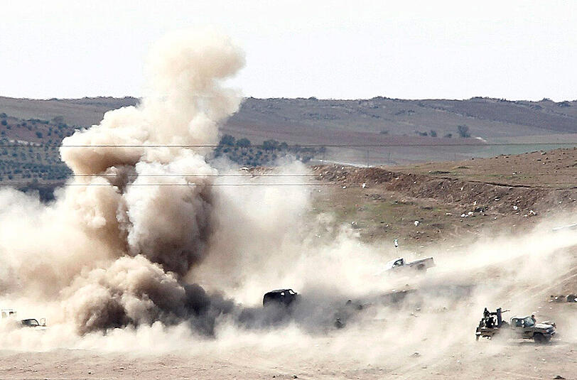 Heftige Kämpfe um Kobane: Seit die Peschmerga den Verteidigern zur Seite stehen, können Erfolge gegen den IS verzeichnet werden.