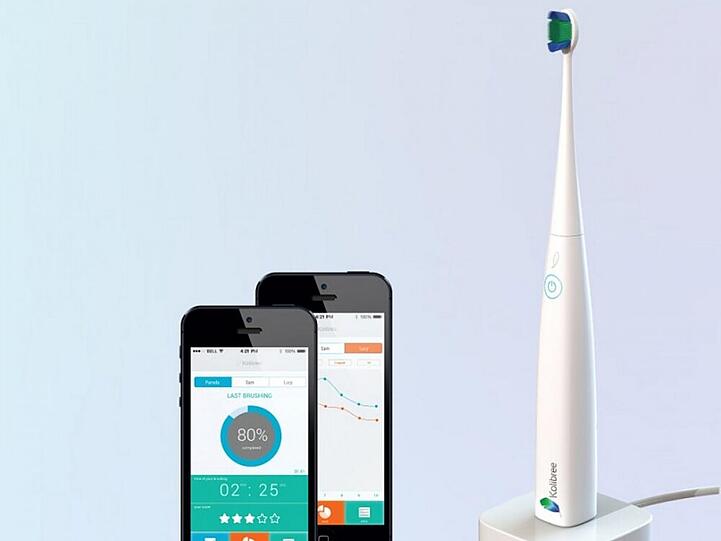 Die Kolibree-Zahnbürste soll dank App zu Spaß und Erfolg beim Zähneputzen führen