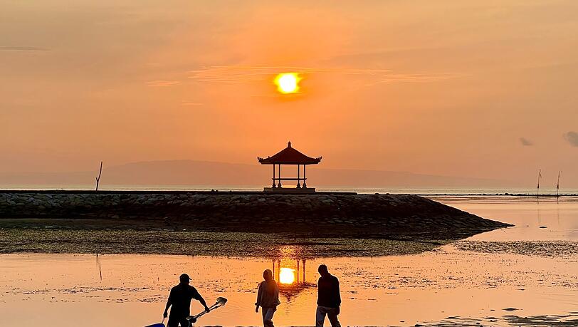 F&uuml;r viele ist Bali das Traumziel schlechthin - aber der Massentourismus macht der "Insel der G&ouml;tter" zu schaffen. (Archivbild)