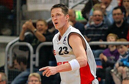 Immer wenn der ehemalige NBA-Profi Casey Jacobsen im Trikot der Bamberger auflief, holten sie den Titel. Das war 2007 und 2010 so und soll auch 2011 so bleiben.