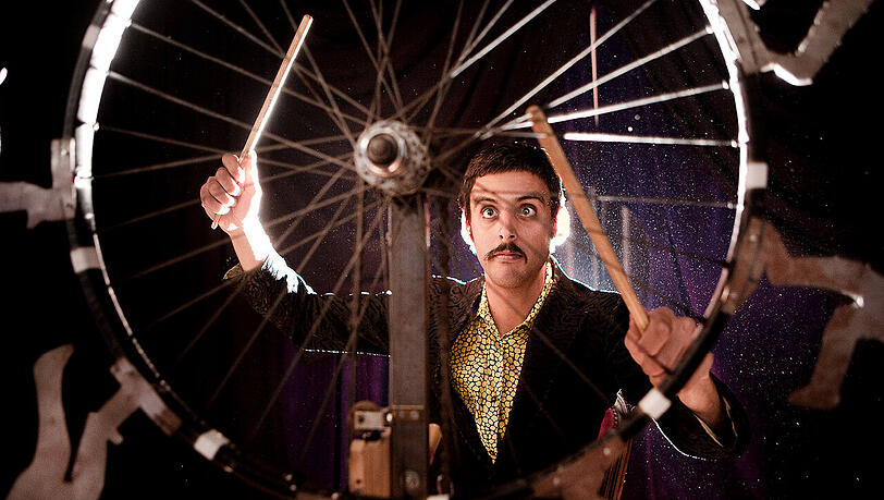 Ein Ort zum Staunen, Lachen und Mitreden: Das neue Tollwood Theaterlabor. Ein Ort zum Staunen, Lachen und Mitreden: Das neue Tollwood Theaterlabor.
