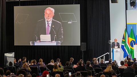 Der brasilianische Präsident Luiz Inácio Lula da Silva spricht sich für ein schnelles Ende des Ukraine-Konflikts aus.