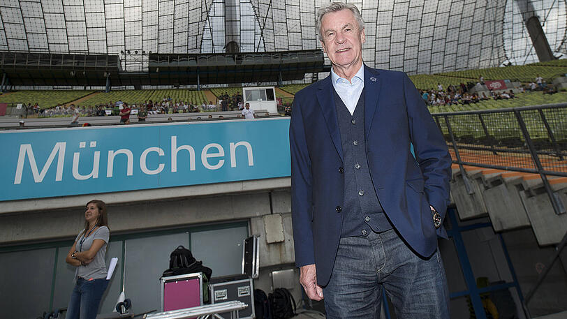 Ottmar Hitzfeld bewertet den Transfer von James Rodríguez nicht positiv.