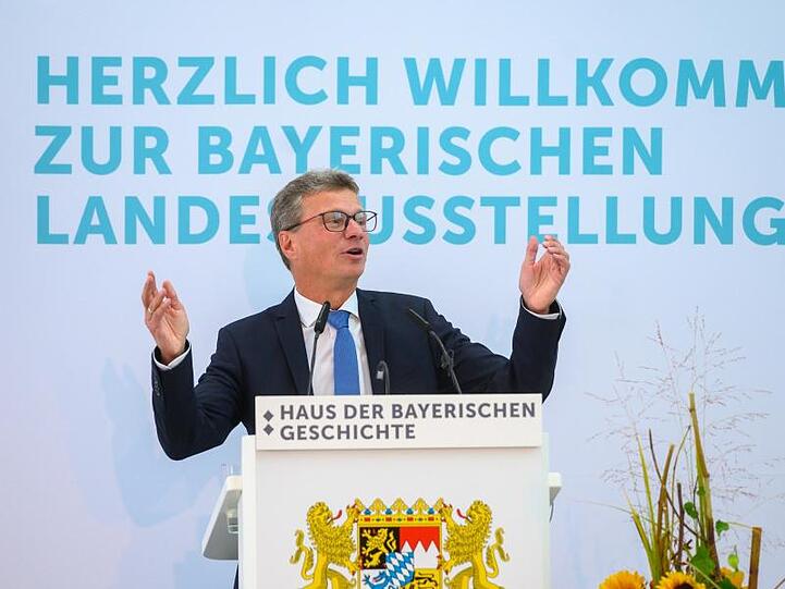 Bernd Sibler (CSU), Staatsminister für Wissenschaft und Kunst in Bayern. Foto: Armin Weigel/dpa/Archivbild