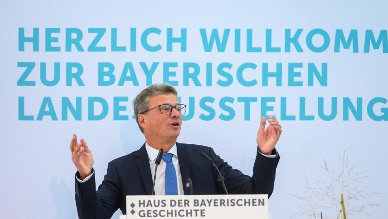 Bernd Sibler (CSU), Staatsminister für Wissenschaft und Kunst in Bayern. Foto: Armin Weigel/dpa/Archivbild Bernd Sibler (CSU), Staatsminister für Wissenschaft und Kunst in Bayern. Foto: Armin Weigel/dpa/Archivbild