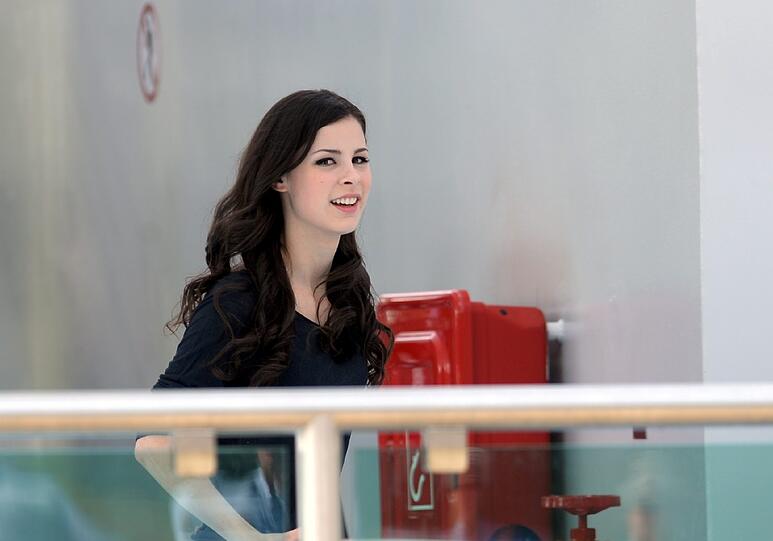 Lena auf einer Schifffahrt im Rahmen des Eurovision Song Contests.