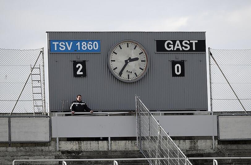 Das Grünwalder Stadion wird weiter saniert.