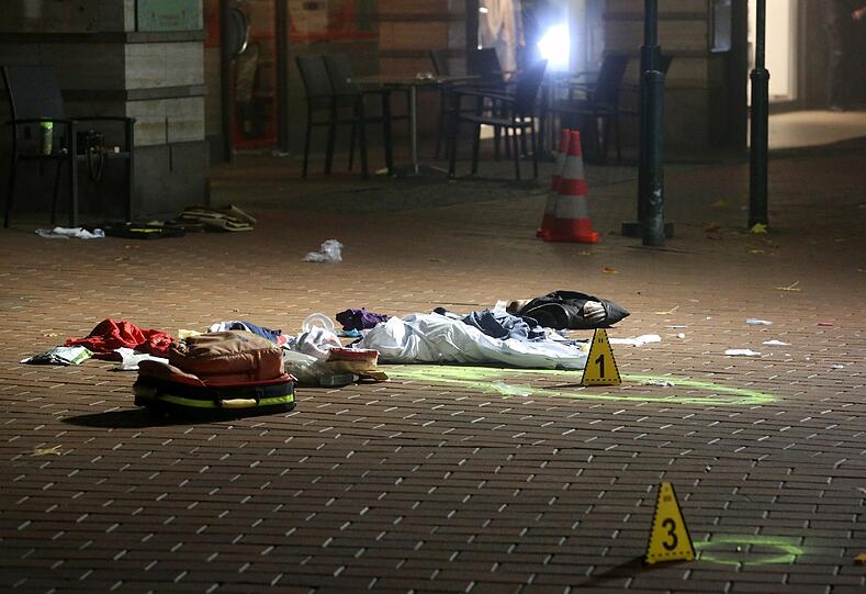 Der Tatort, an dem in Gronau ein Polizist einen Angreifer erschossen hat.
