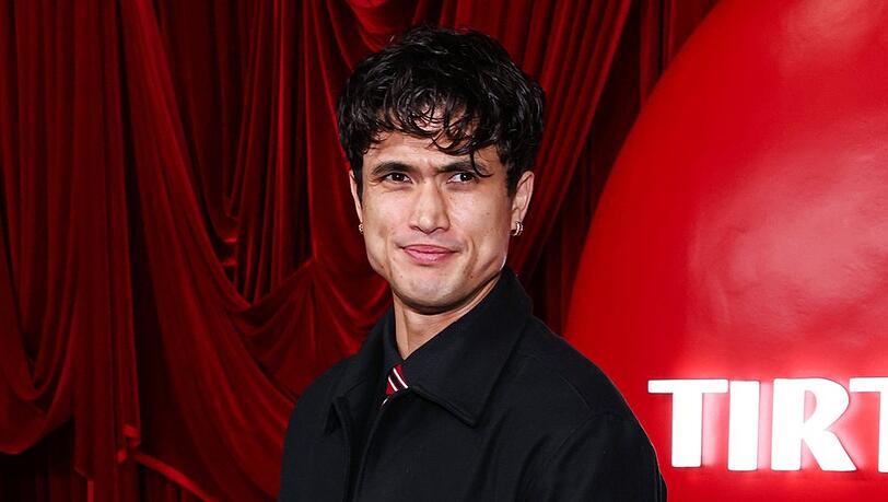 Charles Melton wurde durch die Serie "Riverdale" bekannt.