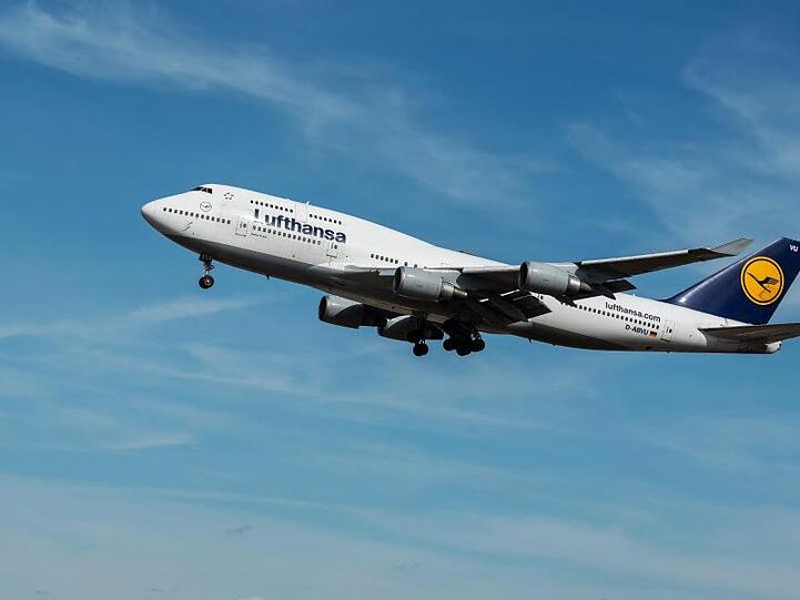 Die Lufthansa zahlt der Deutschen Bahn Schadenersatz in unbekannter Höhe.