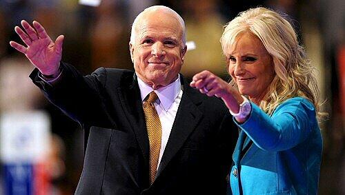 Bei seiner Rede hat McCain Obama Respekt bekundet Bei seiner Rede hat McCain Obama Respekt bekundet