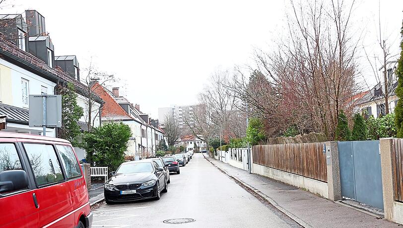 Ruhige Gegend: die Oderstraße in Bogenhausen. Auch hier waren Einbrecher unterwegs. Ruhige Gegend: die Oderstraße in Bogenhausen. Auch hier waren Einbrecher unterwegs.