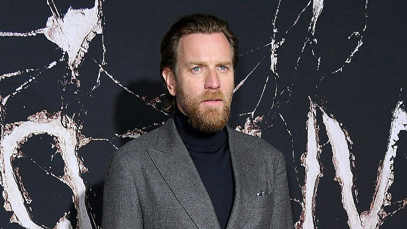 Ewan McGregor mutiert für Disney zum Grashüpfer