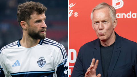 Johannes B. Kerner (re.) erlaubt sich einen provokanten Spruch &uuml;ber Thomas M&uuml;ller.
