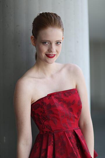 Jeannie (23)