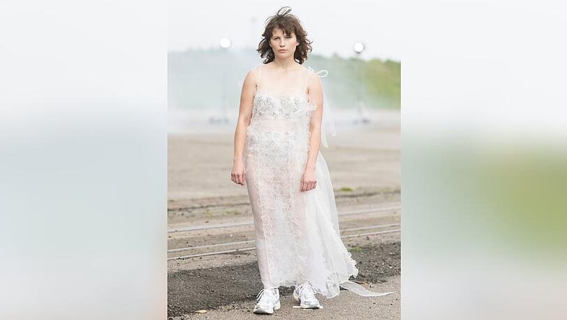 Ísadóra Bjarkardóttir Barney modelt für eine dänische Marke.