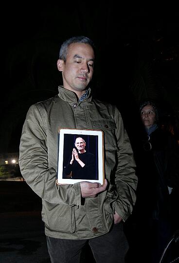 Bilder: So trauert die Welt um Visionär Steve Jobs