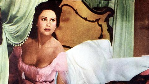 Der nach der Tänzerin benannte Film von Max Ophüls aus dem Jahr 1955 erzählt aus dem Leben der Lola Montez (Martine Carol) und von ihren zahlreichen Liebhabern.