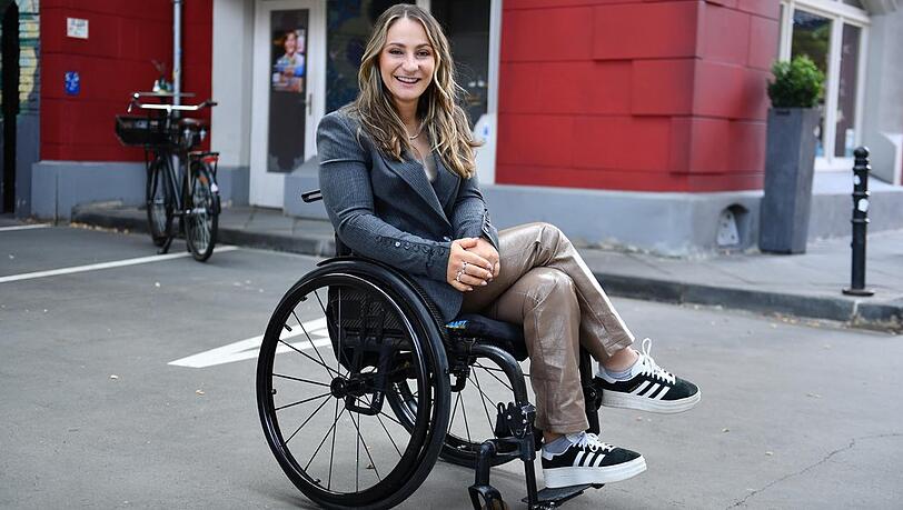 Kristina Vogel in der Schillerallee.
