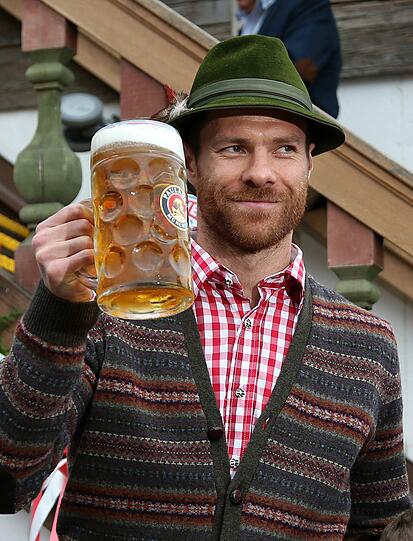 Weitere Bilder vom Bayern-Besuch auf der Wiesn 2014