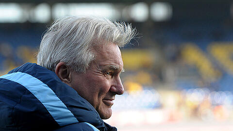 Will sich nicht an den Gegnern orientieren: Löwen-Trainer Benno Möhlmann.
