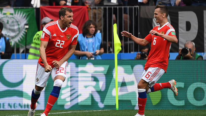 Russland feiert eine Tor-Gala im WM-Eröffnungsspiel gegen Saudi-Arabien. Russland feiert eine Tor-Gala im WM-Eröffnungsspiel gegen Saudi-Arabien.