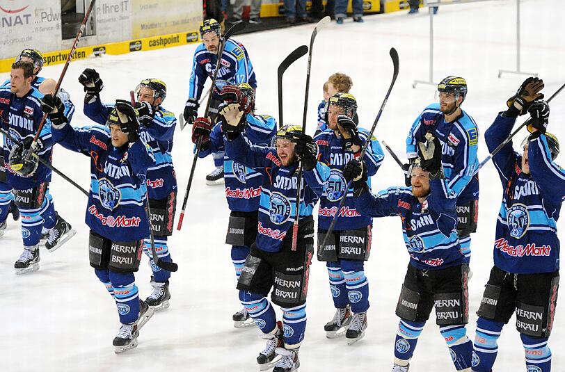 Der ERC Ingolstadt setzte sich im Finale um die Deutsche Eishockeymeisterschaft gegen Köln durch.