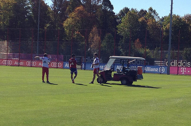 Thiago ist wieder im FC-Bayern-Training dabei: Die Bilder von der Säbener Straße.