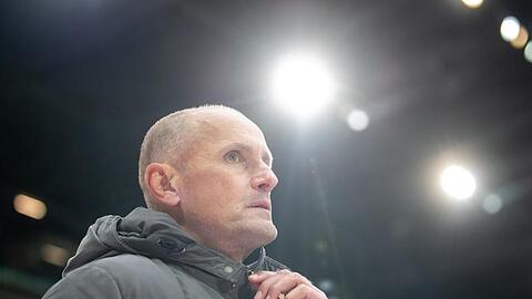 Trainer Heiko Herrlich von Augsburg.