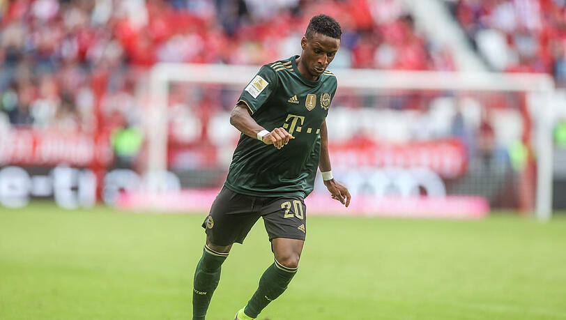Bayern-Profi Bouna Sarr im Spiel gegen den VfL Bochum. Bayern-Profi Bouna Sarr im Spiel gegen den VfL Bochum.