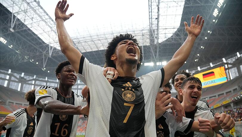 Paris Brunner (M) trifft mit dem deutschen U17-Team im WM-Halbfinale auf Argentinien.