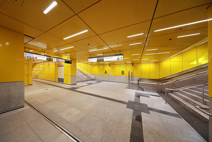 Die siebenjährige Bauzeit ist beendet. Neuen U-Bahn-Zugang zur U1/U2 eingeweiht