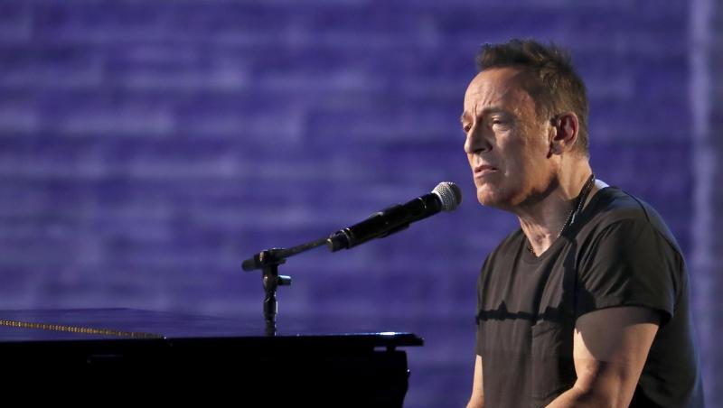 Bruce Springsteen reiht sich ein in den Kampf gegen Rassismus und Polizeigewalt. Bruce Springsteen reiht sich ein in den Kampf gegen Rassismus und Polizeigewalt.