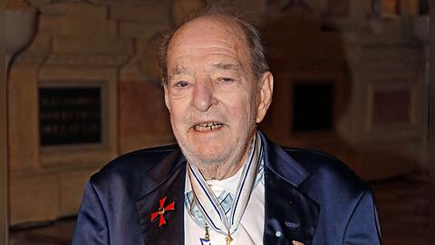 Ralph Siegel musste sich wegen einer Lungenentz&uuml;ndung behandeln lassen.